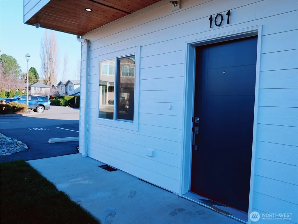 2155 Siddle Loop Ferndale WA 98248