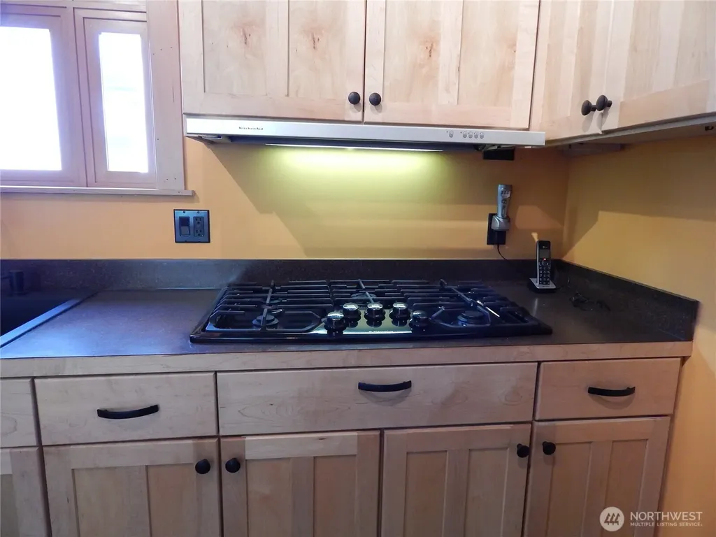 7321 35th Avenue SW Seattle WA 98126