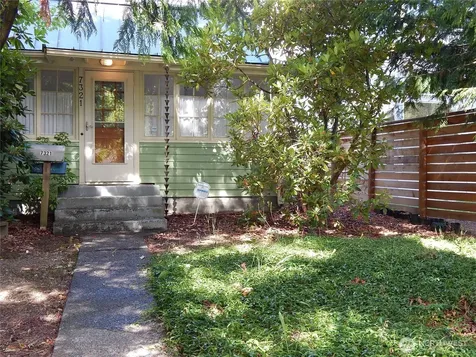 7321 35th Avenue SW Seattle WA 98126