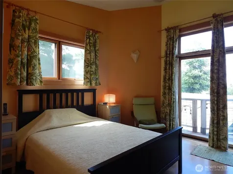 7321 35th Avenue SW Seattle WA 98126