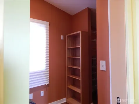 7321 35th Avenue SW Seattle WA 98126