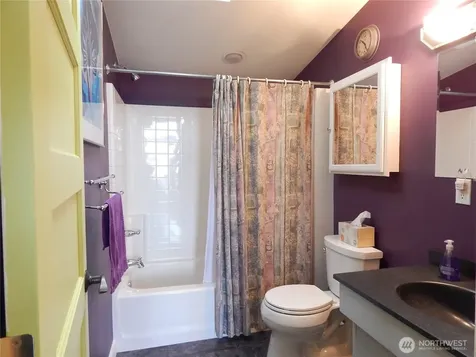 7321 35th Avenue SW Seattle WA 98126