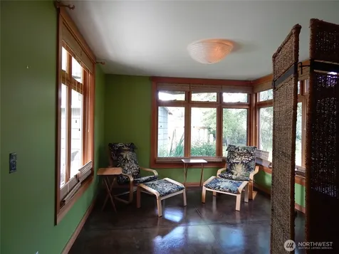 7321 35th Avenue SW Seattle WA 98126