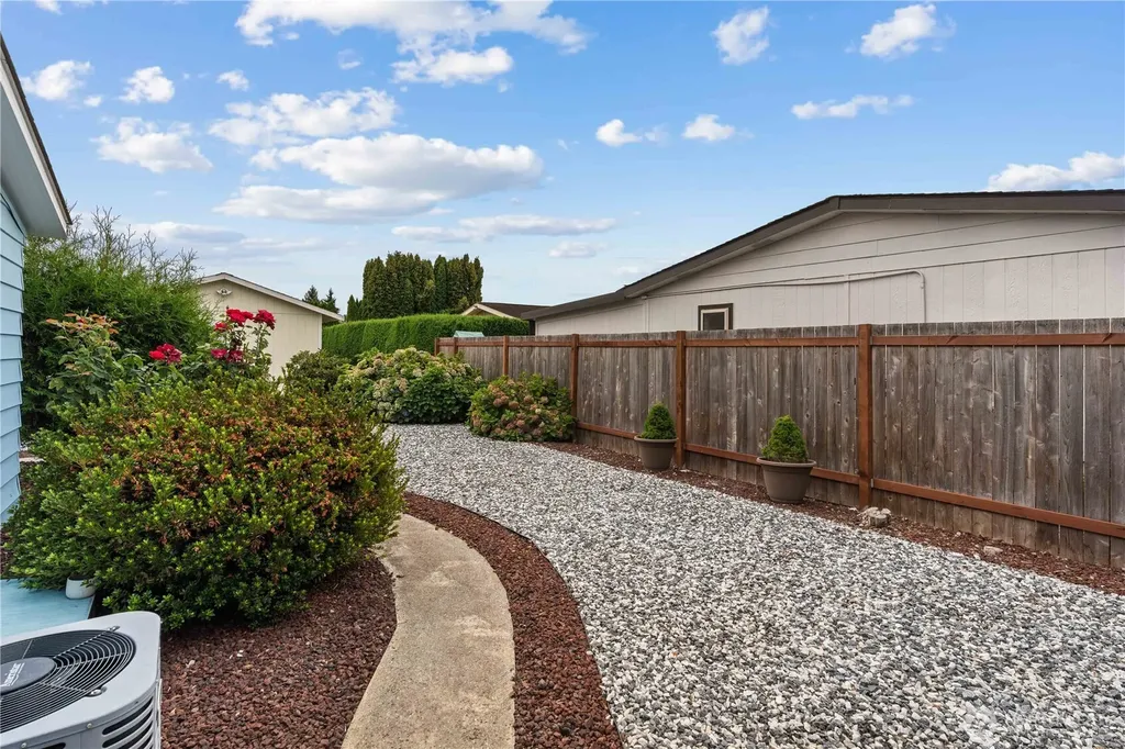 1402 22nd Street NE Auburn WA 98002