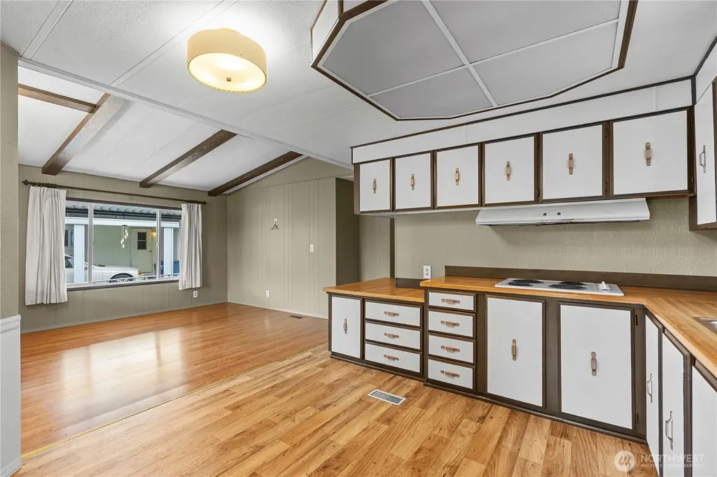 1402 22nd Street NE Auburn WA 98002