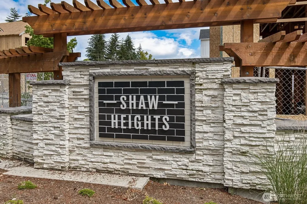 12083 127th Avenue E Puyallup WA 98374