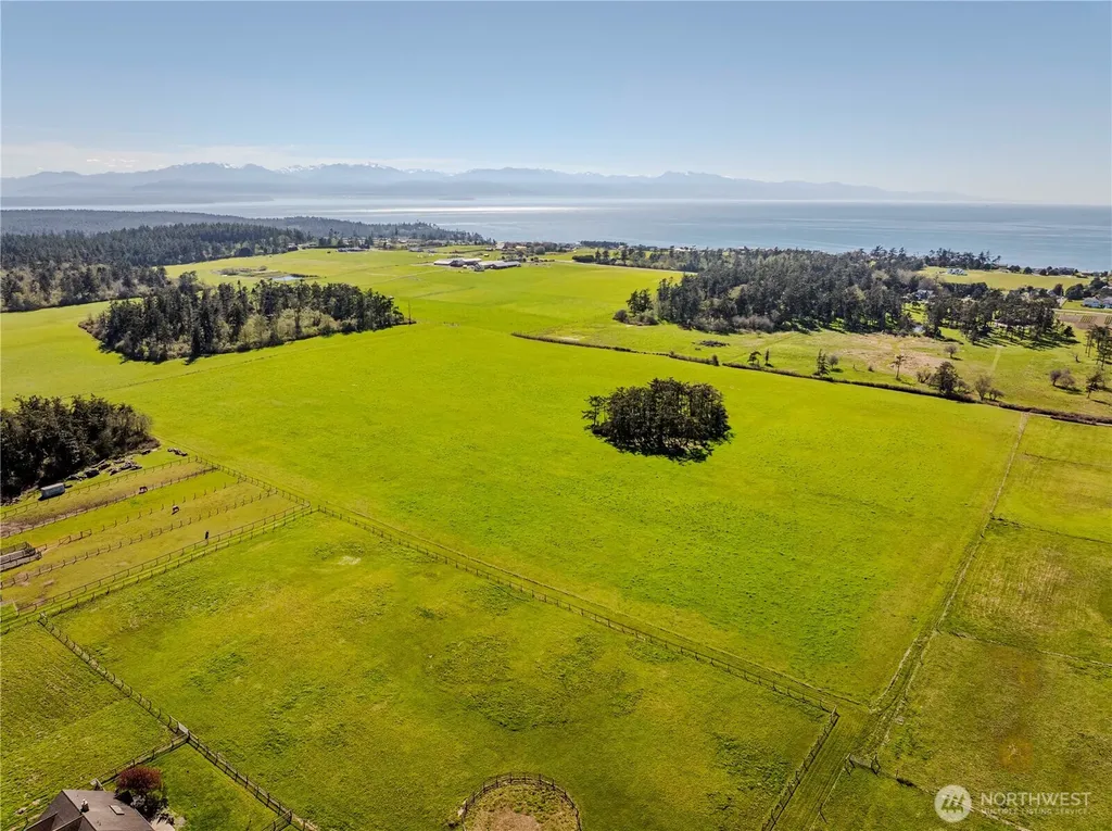 886 North West Beach Road Coupeville WA 98239