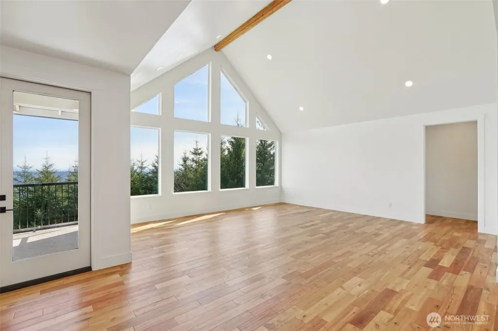 209 High Bank Lane Woodland WA 98674