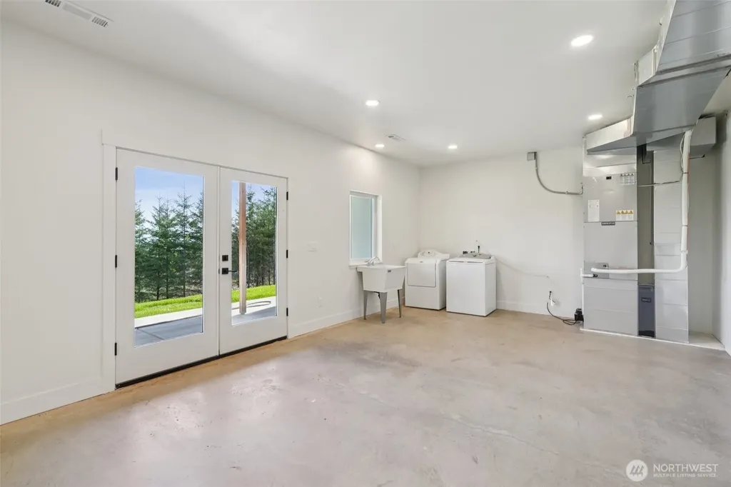 209 High Bank Lane Woodland WA 98674
