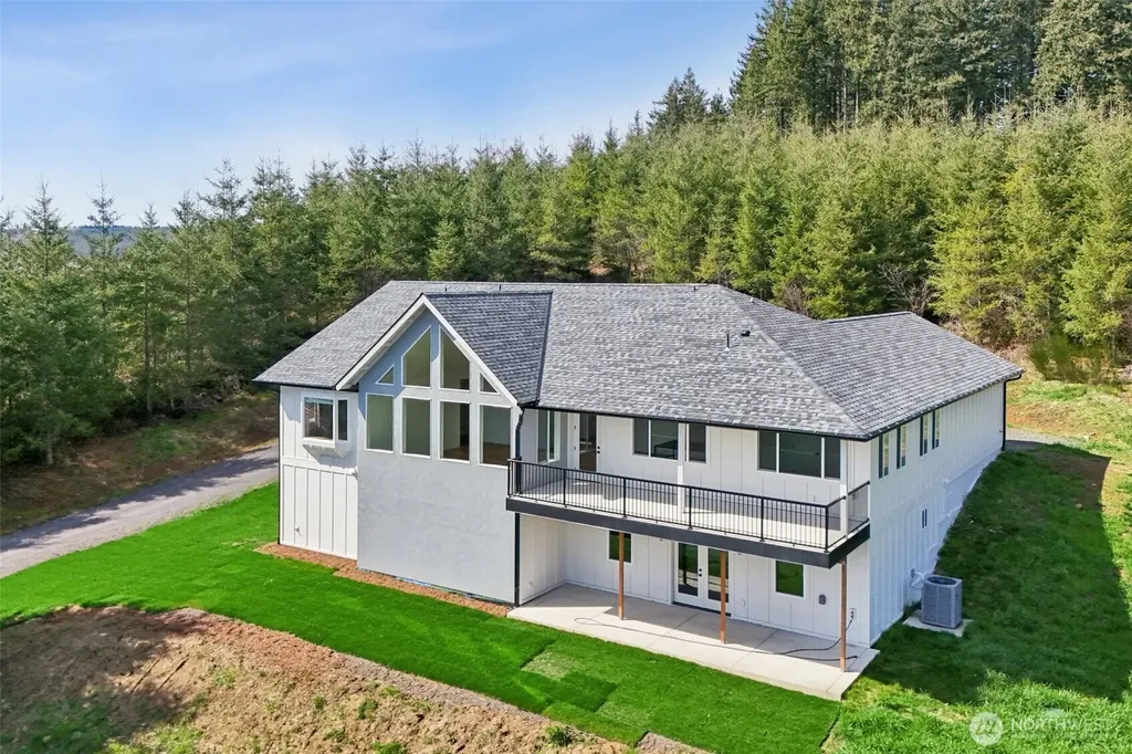 209 High Bank Lane Woodland WA 98674