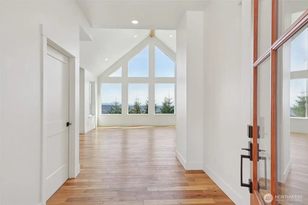 209 High Bank Lane Woodland WA 98674