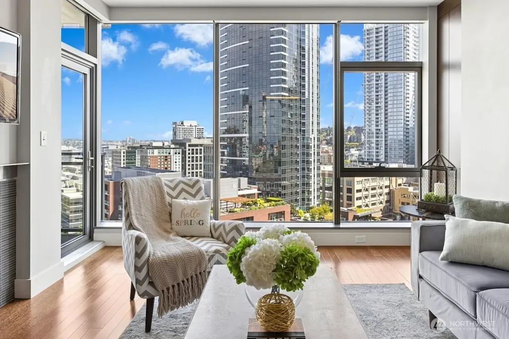 820 Blanchard Street Seattle WA 98121
