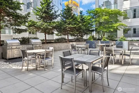 820 Blanchard Street Seattle WA 98121