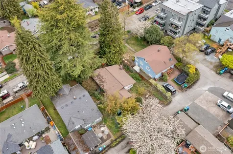 4319 SW Mills Street Seattle WA 98136