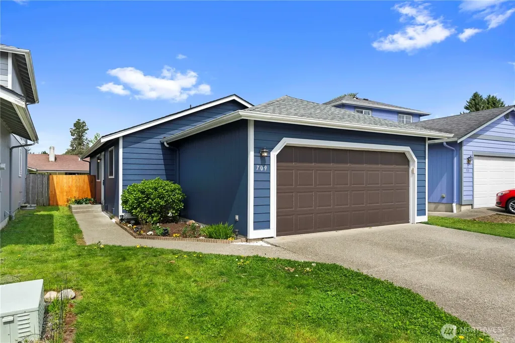 709 Lois Lane Sultan WA 98294
