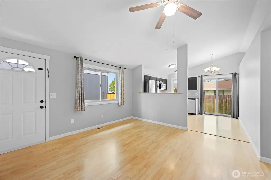 709 Lois Lane Sultan WA 98294