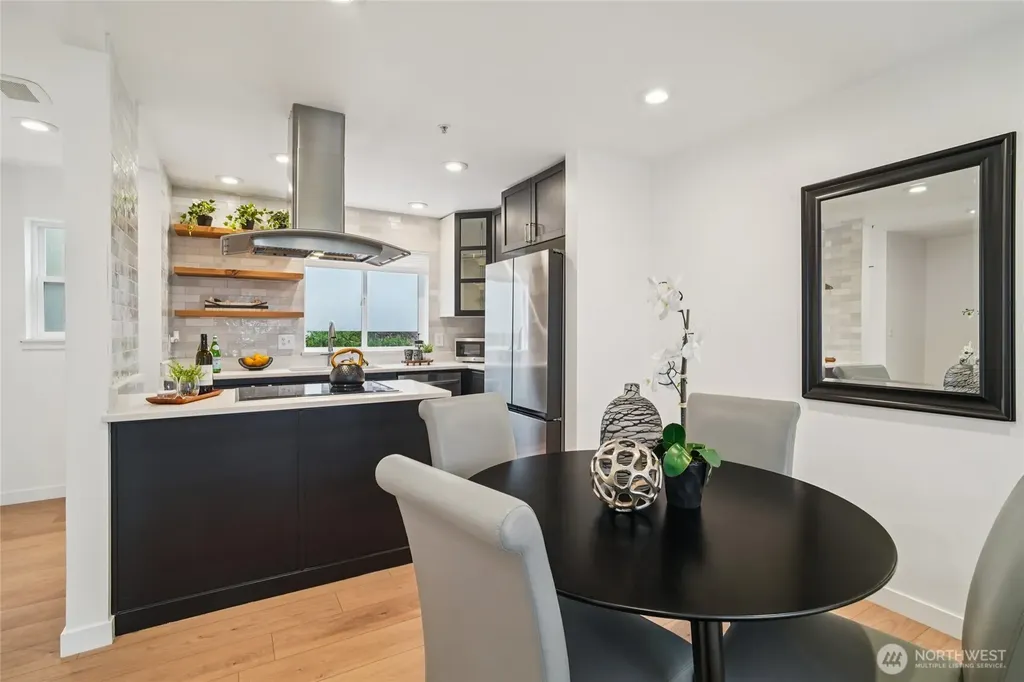 127 25th Avenue E Seattle WA 98112