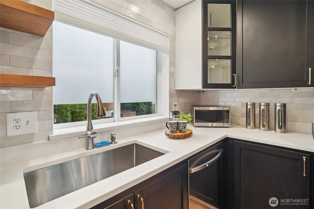 127 25th Avenue E Seattle WA 98112
