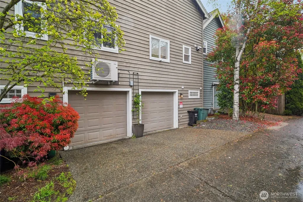 127 25th Avenue E Seattle WA 98112