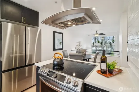 127 25th Avenue E Seattle WA 98112