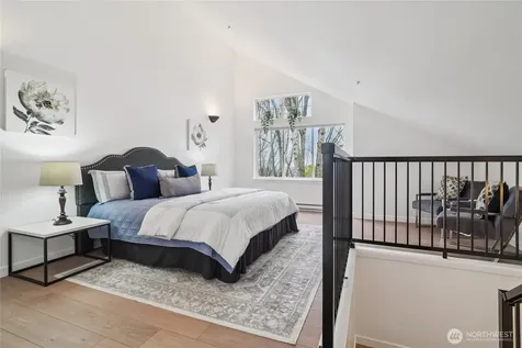 127 25th Avenue E Seattle WA 98112