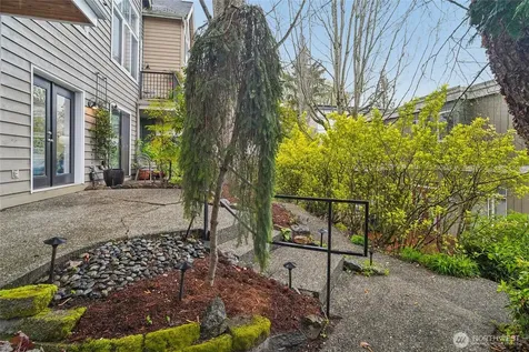 127 25th Avenue E Seattle WA 98112