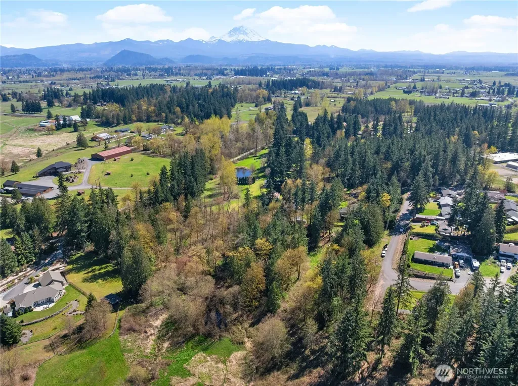 41298 214th Avenue SE Enumclaw WA 98022