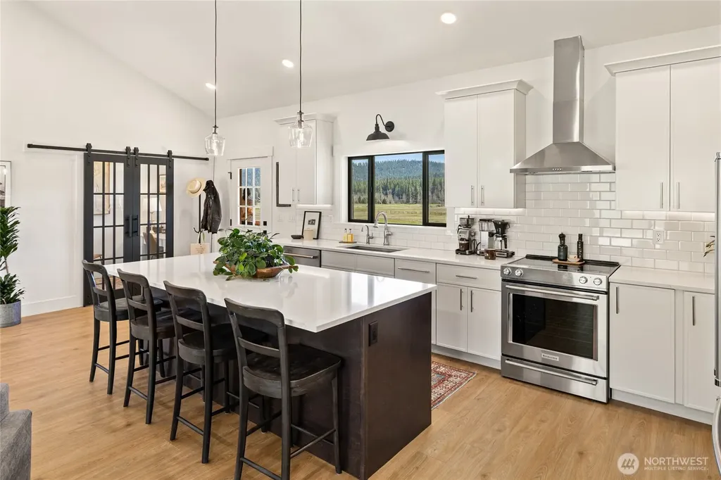 10692 Teanaway Road Cle Elum WA 98922