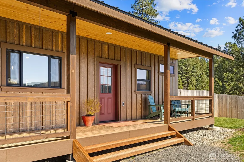 10692 Teanaway Road Cle Elum WA 98922