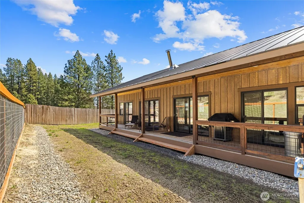 10692 Teanaway Road Cle Elum WA 98922