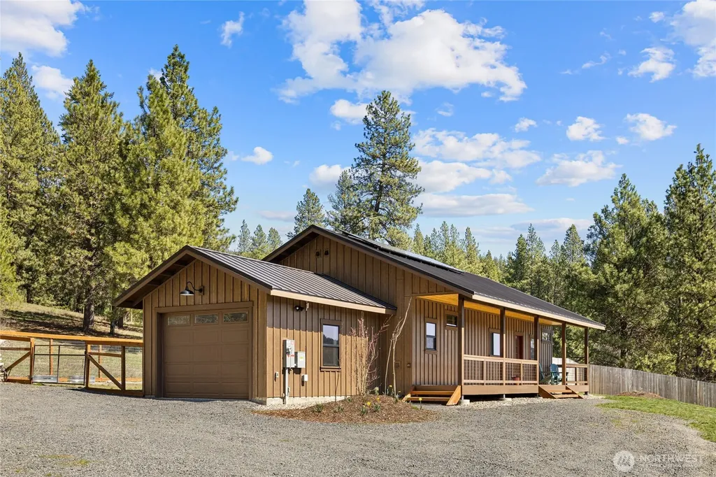 10692 Teanaway Road Cle Elum WA 98922
