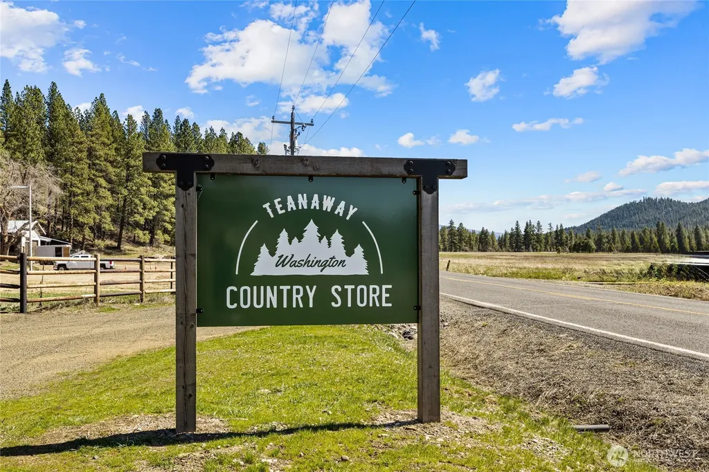 10692 Teanaway Road Cle Elum WA 98922