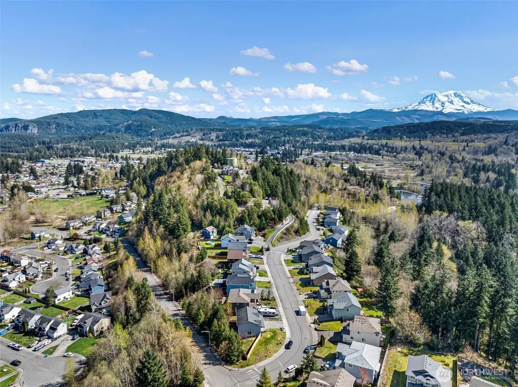 659 Joy Street Eatonville WA 98328