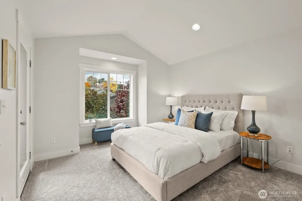 121 21st Avenue E Seattle WA 98112