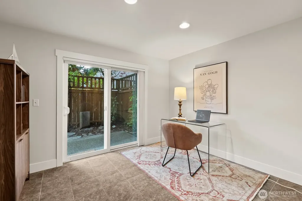 121 21st Avenue E Seattle WA 98112