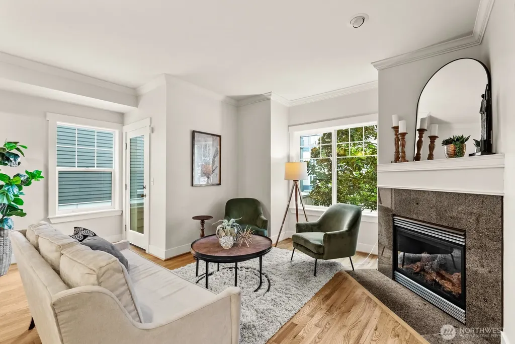121 21st Avenue E Seattle WA 98112
