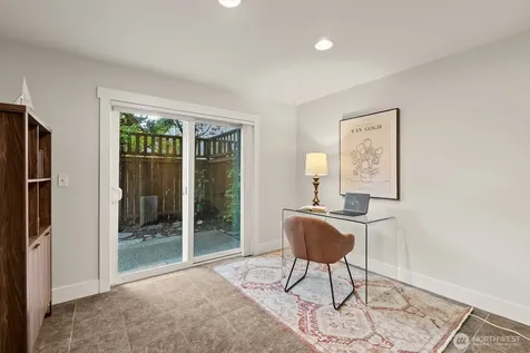 121 21st Avenue E Seattle WA 98112