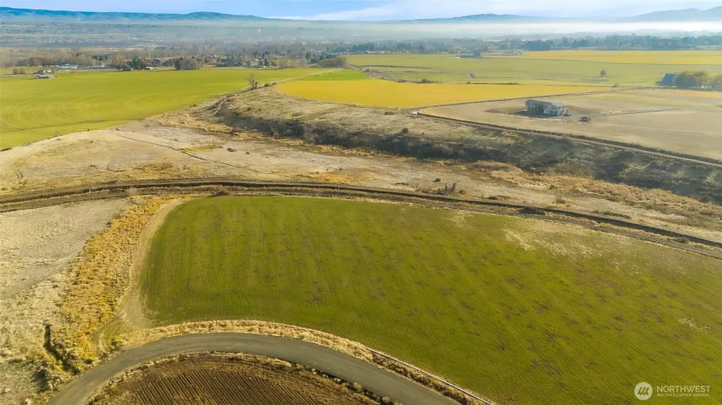 1681 Edge Bluff Loop Ellensburg WA 98926