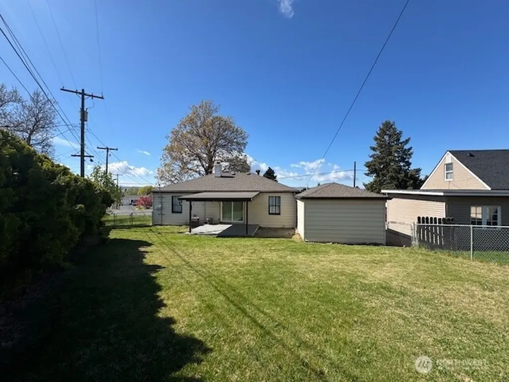 4413 Terrace Heights Drive Yakima WA 98901