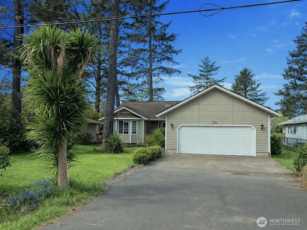 381 Dolphin Avenue NE Ocean Shores WA 98569