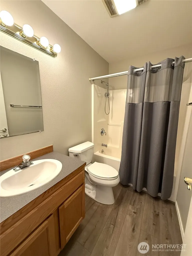 381 Dolphin Avenue NE Ocean Shores WA 98569
