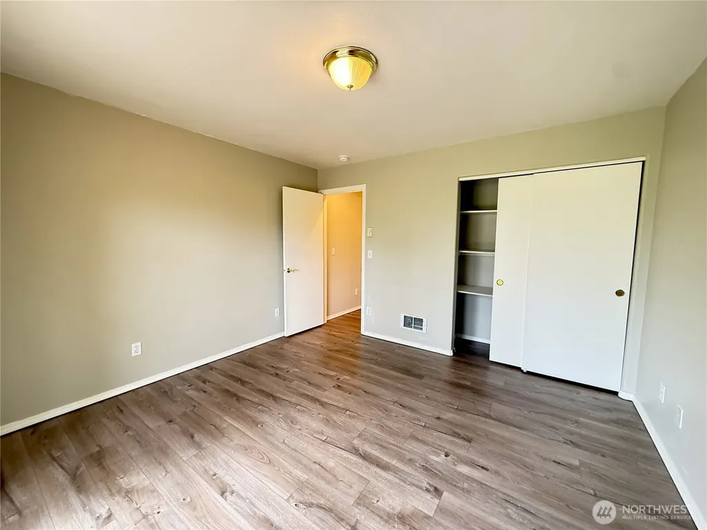 381 Dolphin Avenue NE Ocean Shores WA 98569