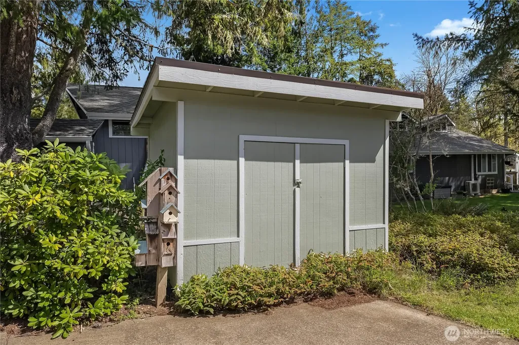 131 N Fairway Drive W Hoodsport WA 98548