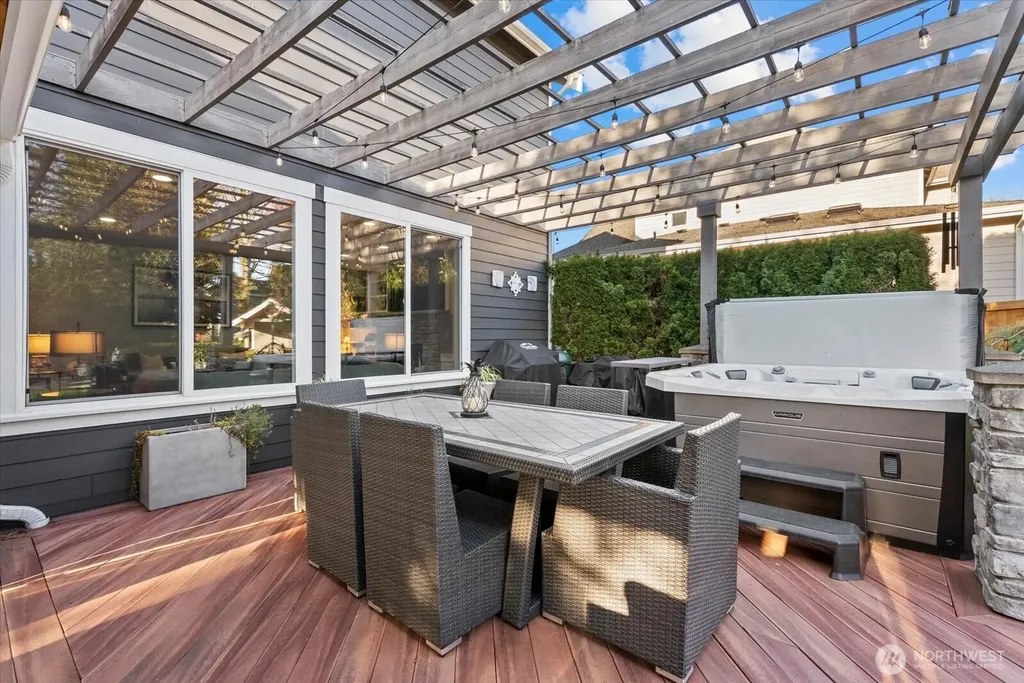 8907 NE 152nd Place Bothell WA 98011
