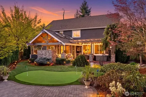 8907 NE 152nd Place Bothell WA 98011