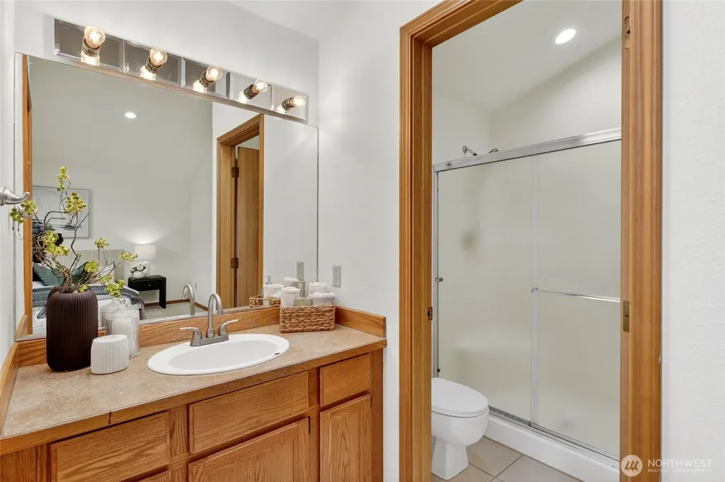 29922 34th Avenue S Auburn WA 98001