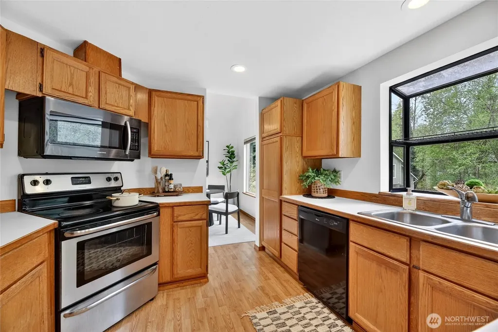 29922 34th Avenue S Auburn WA 98001
