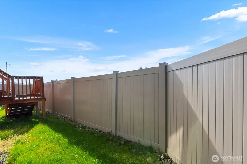 813 Madeleine Court East Wenatchee WA 98802