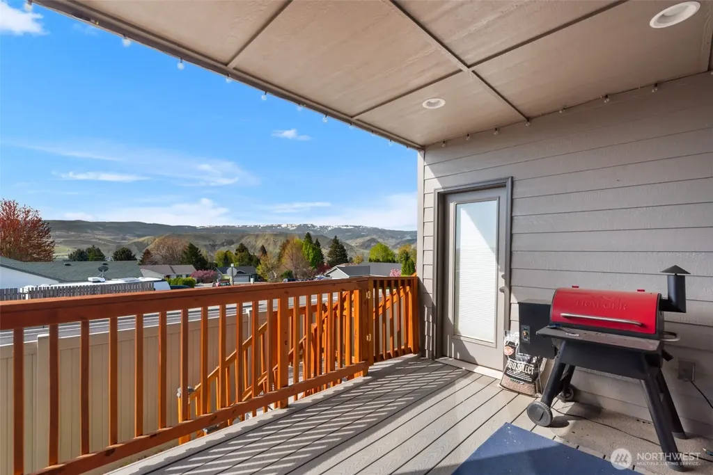 813 Madeleine Court East Wenatchee WA 98802