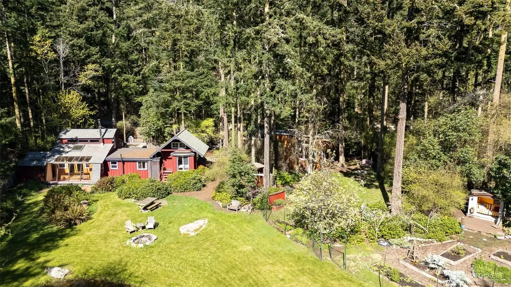 4160 Mud Bay Road Lopez Island WA 98261